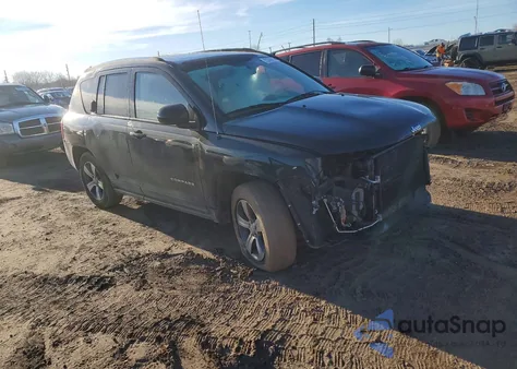 2016 Jeep Compass Latitude из США, поврежденный, VIN 1C4NJDEB7GD708169